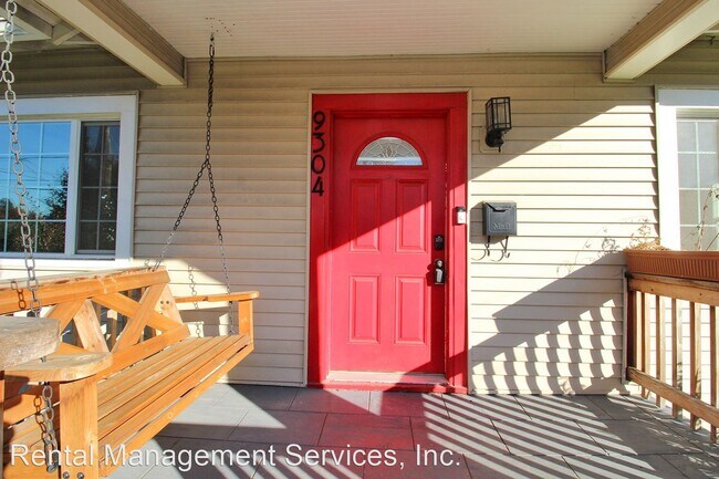 Building Photo - 3 br, 2 bath House - 9304 N Hodge Ave