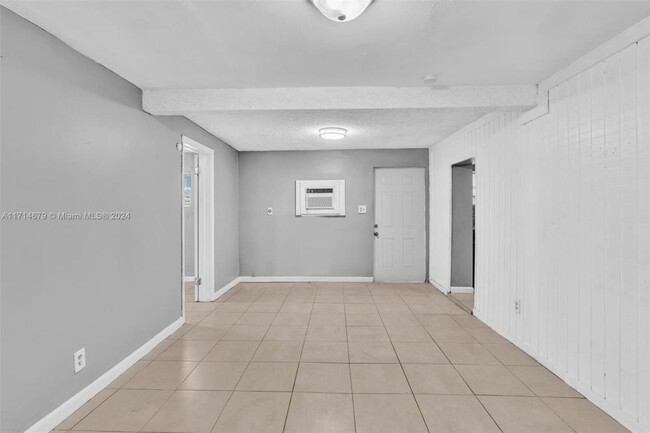 Foto del edificio - 2 bedroom in Hollywood FL 33020