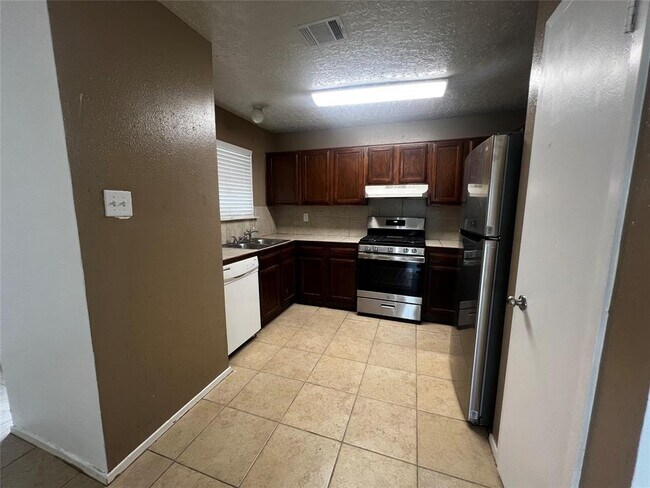 Foto del edificio - 5434 Parkridge Dr