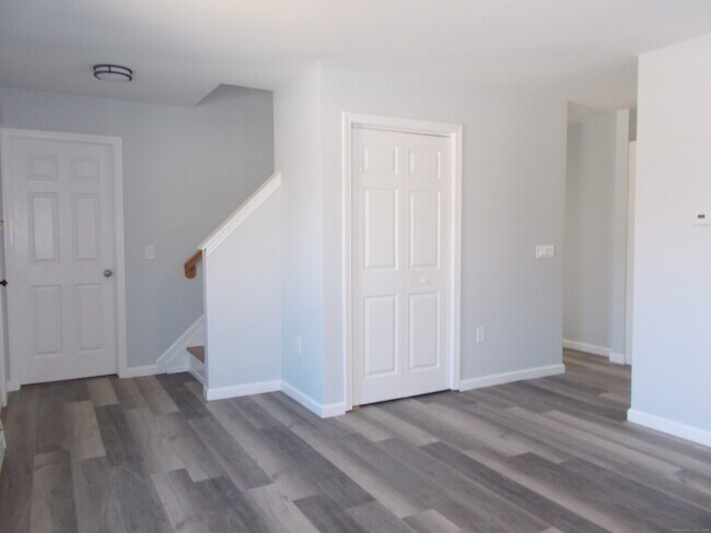 Foto del edificio - 288 Ginger Ln