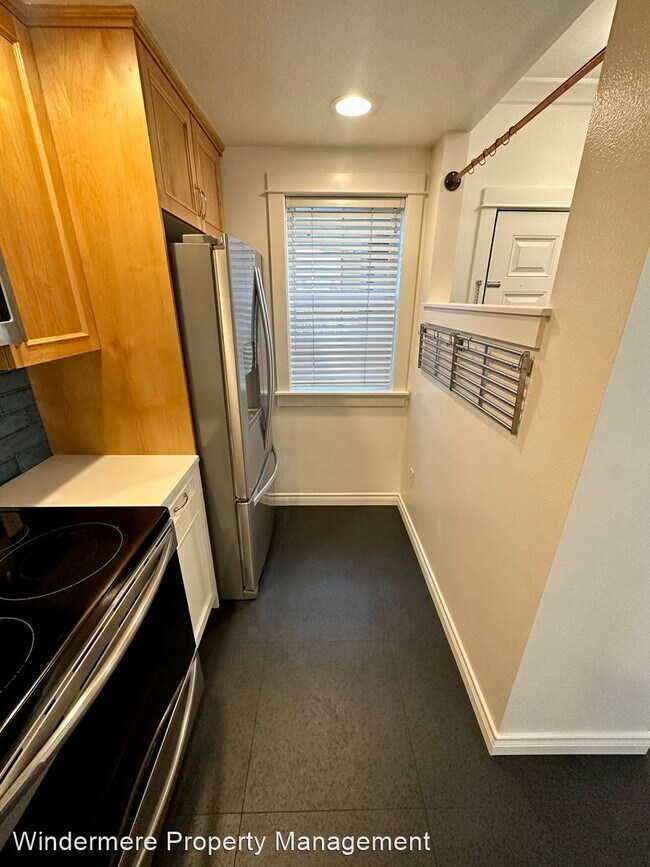 Building Photo - 2 br, 2 bath House - 1216 Old Fairhaven Pk...
