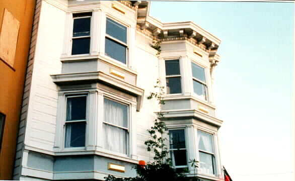 Primary Photo - 430 Steiner St