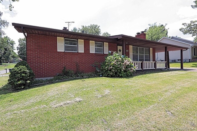 Building Photo - House Close To Campus- Available in July 2026