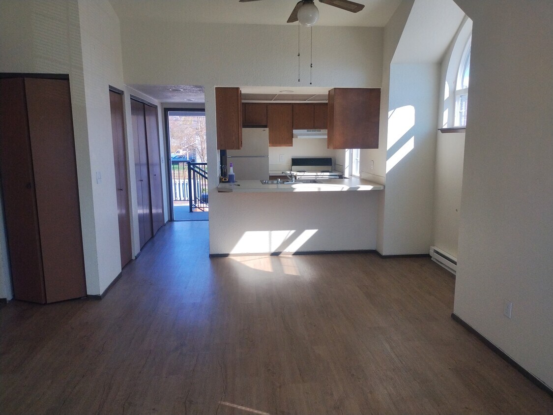 Primary Photo - 2130 Texas st