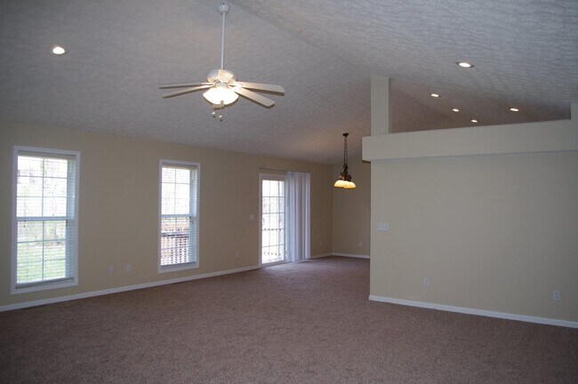 Foto del edificio - Spacious home for rent-Short Term Rental-only through February 2027