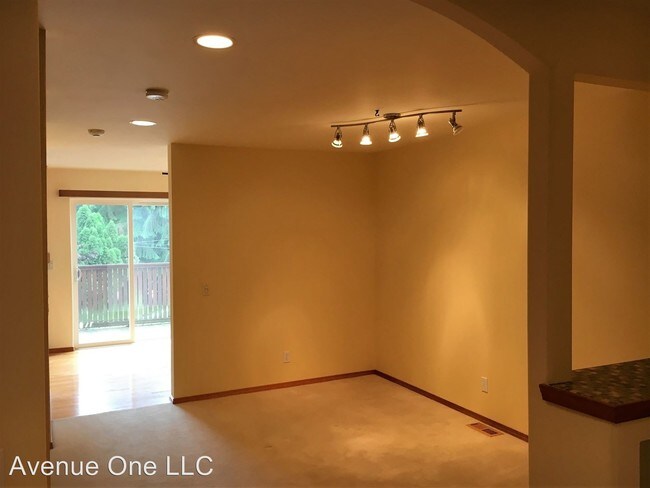 Building Photo - 18115 96th Ave NE