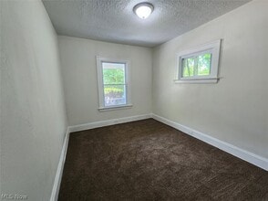 Building Photo - 12905 Watterson Ave