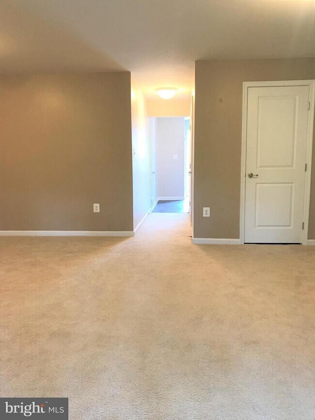 Building Photo - 4525 Alliance Way