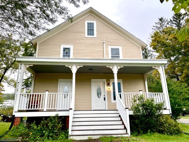 7 Mattison Ave, Branchville, NJ 07826 Townhome Rentals in Branchville