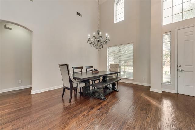 Foto del edificio - 3409 Bear Creek Dr