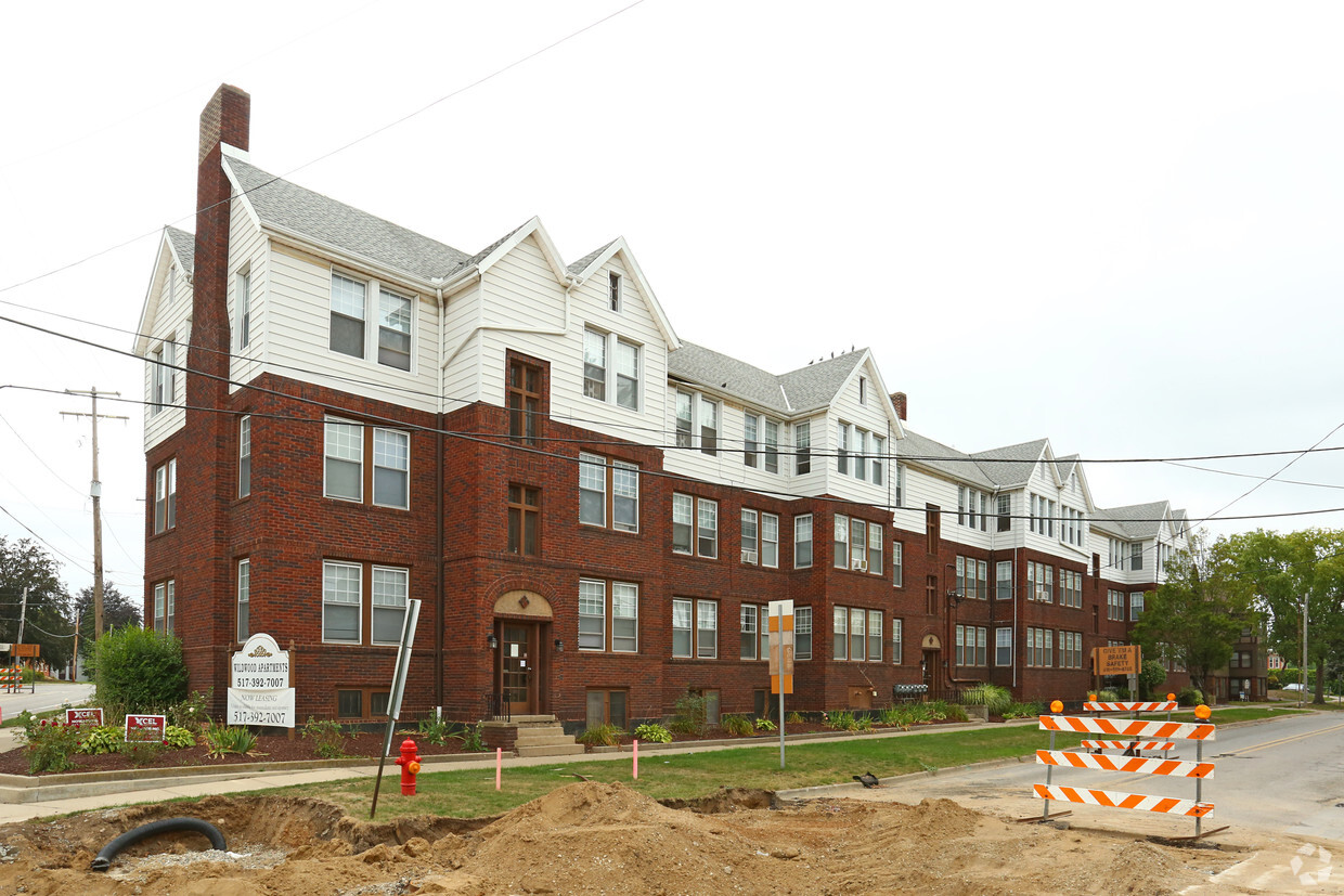 Primary Photo - Wildwood Apartments