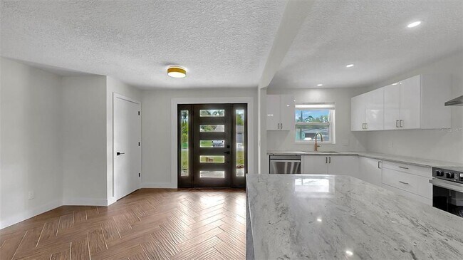 Foto del edificio - 5435 Drinkard Dr