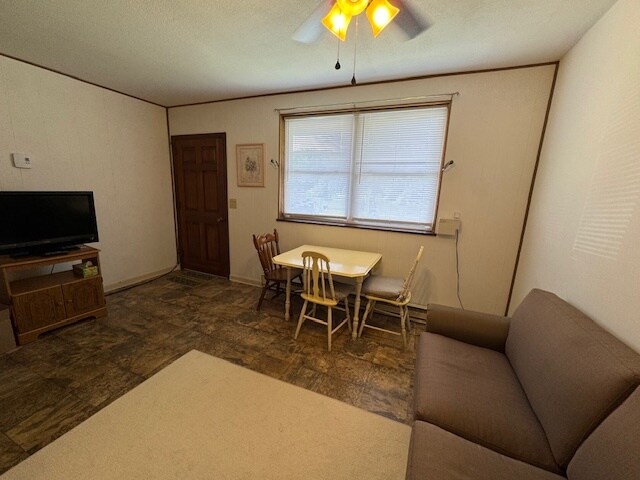 Foto del edificio - 4086 Nettle Knob Rd