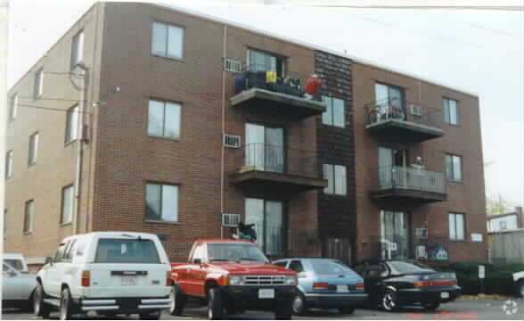 Primary Photo - 32 Annese St
