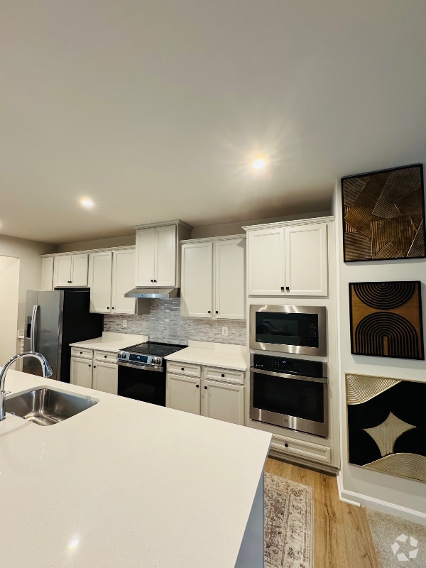 Building Photo - 4534 Briarhaven Dr