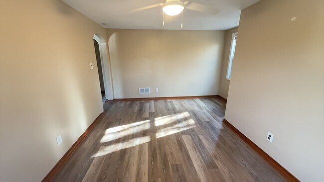 Foto del edificio - 904 Park Ave