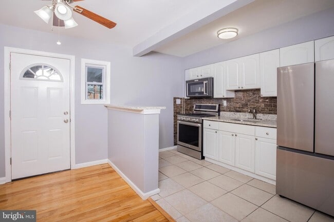 Foto del edificio - 8325 Dalesford Rd