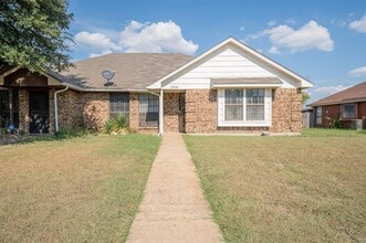 Building Photo - 2908 Stonycroft Dr