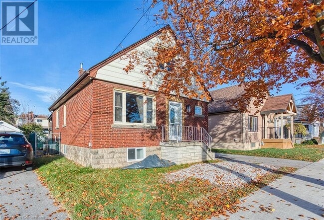 Building Photo - 338 Upper Gage Ave