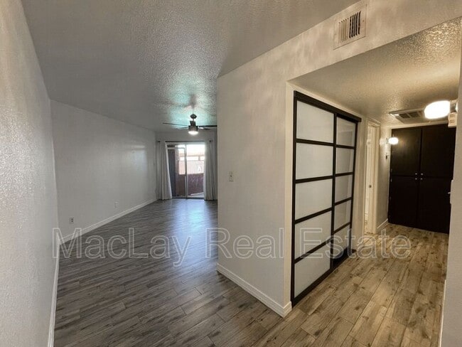Building Photo - 1402 S Jentilly Ln