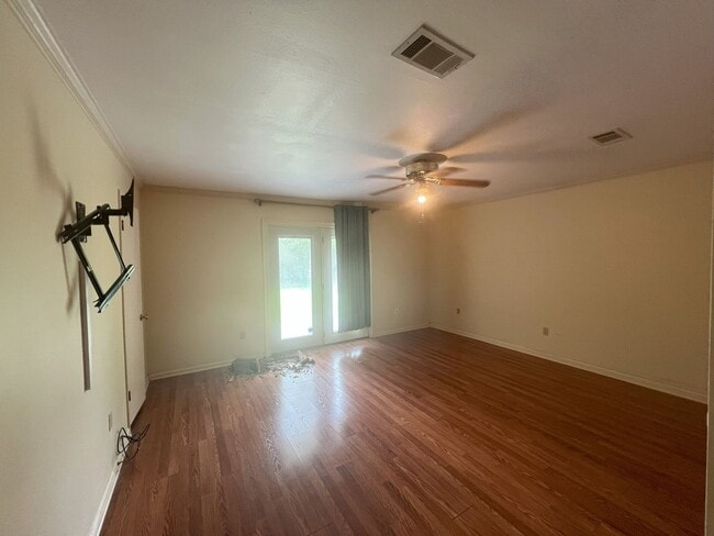 Building Photo - Plantation Trace Subdivision