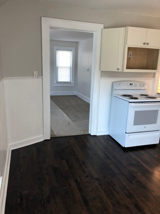 Kitchen - 1214 11th Ave