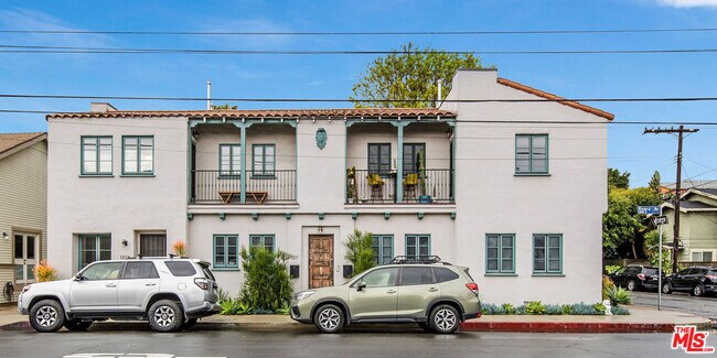 Foto del edificio - 1317 Riviera Ave