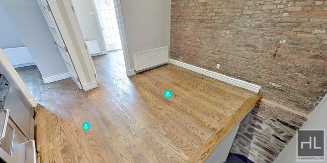 Foto del edificio - E 1ST ST.