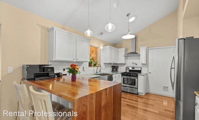 Foto del edificio - 3 br, 2 bath House - 2113 Mountain Ash