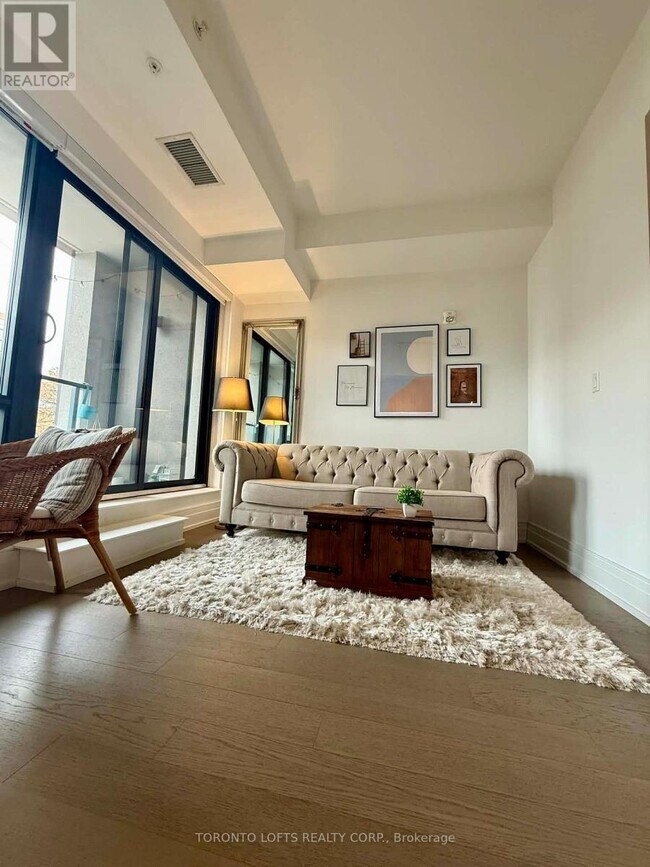 Photo du bâtiment - 90 Niagara St