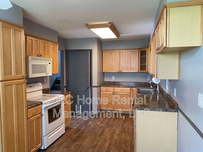 Foto del edificio - 1519 NE Englewood Rd