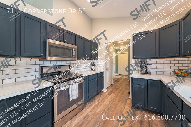 Building Photo - 7111 Cornerstone Dr SE