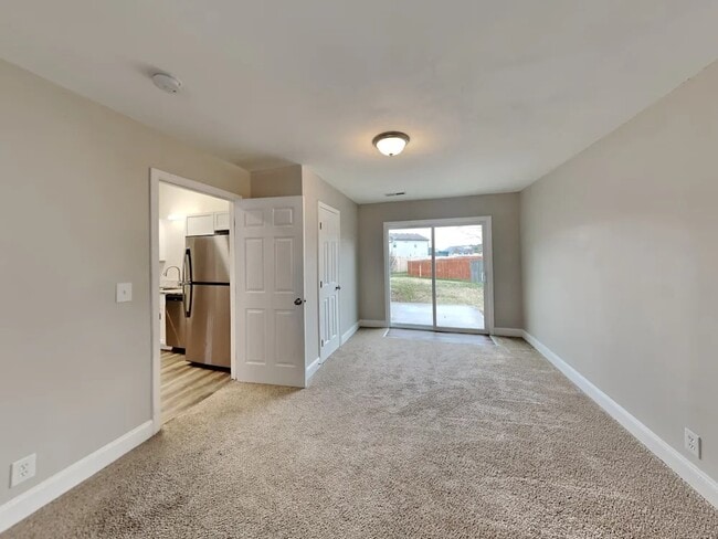 Building Photo - 915 Red Feather Trail