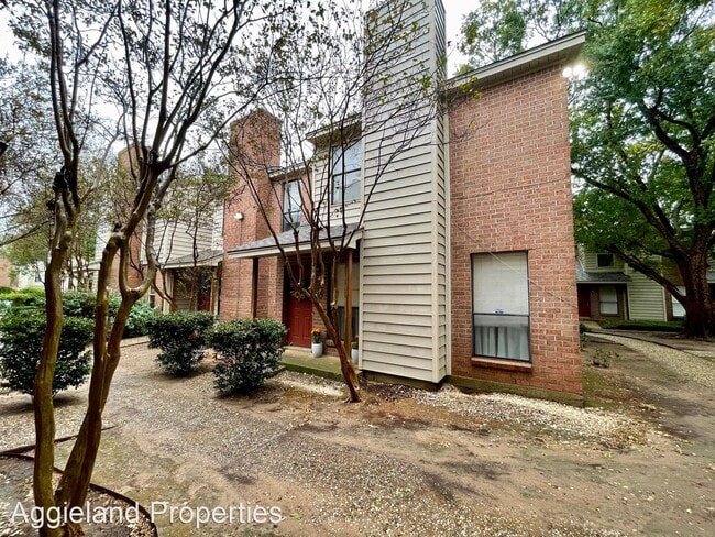 Building Photo - 2 br, 2 bath House - 1904 Dartmouth N4