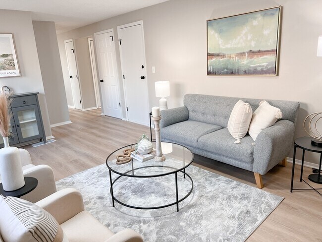 Foto del edificio - 7034 Rockhaven Pl