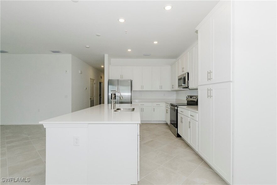 Foto principal - 18451 Copperhead Dr