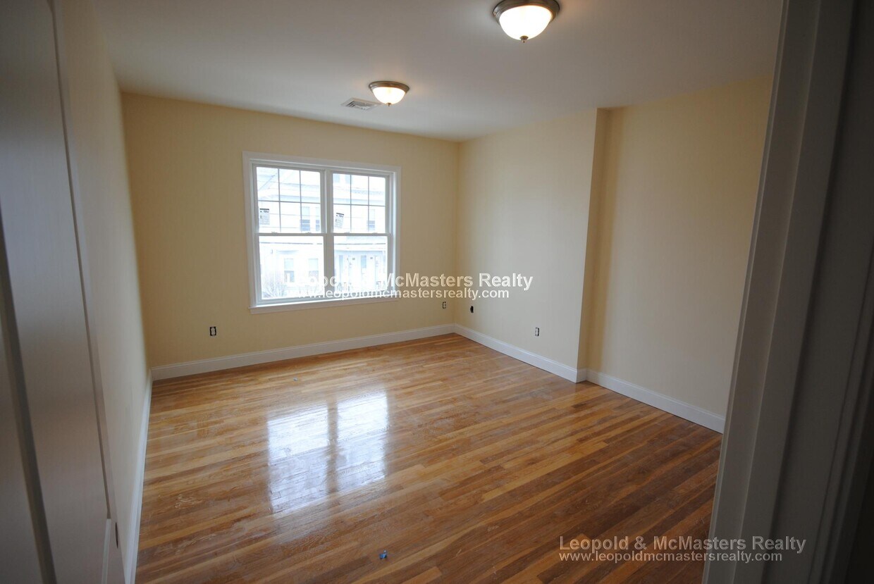 Foto principal - 84 Litchfield St