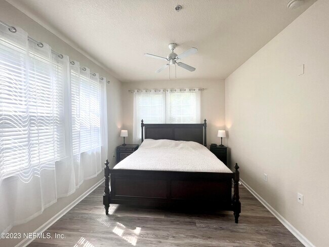 Foto del edificio - 8550 Touchton Rd