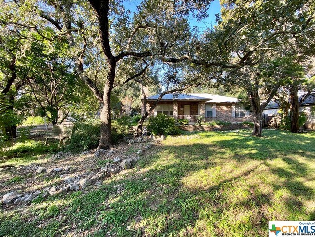 Foto del edificio - 1593 Amanda-