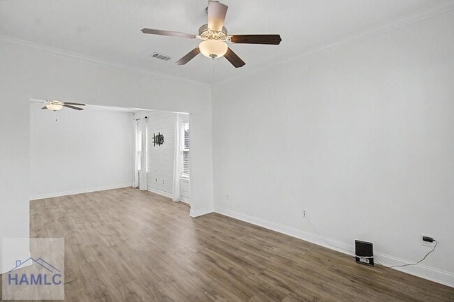Building Photo - 206 Farnsworth Trl