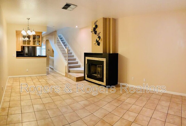Building Photo - 988 Belmont Terrace