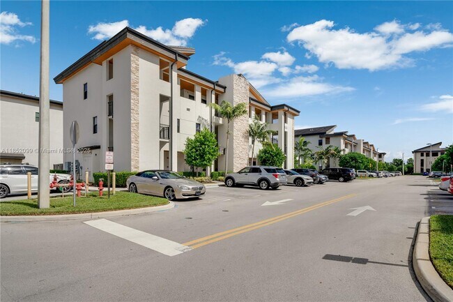 Foto del edificio - 10425 NW 82nd St