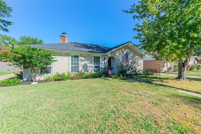 Foto del edificio - 9714 Railton St