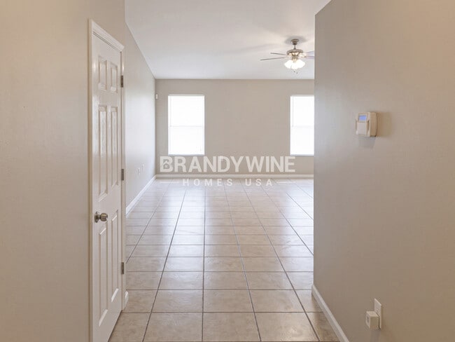 Building Photo - 4092 Sabel Dr