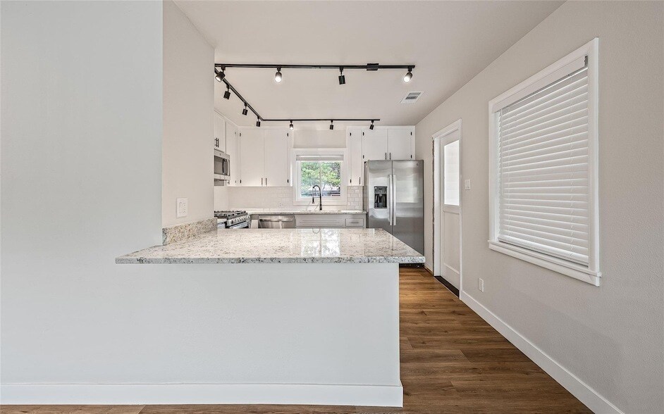 Foto principal - 1309 Suffolk Dr