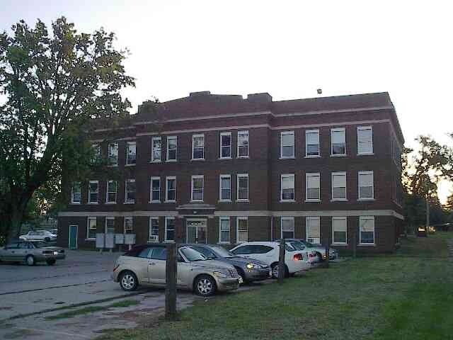 Crown Point Apartaments - Crown Point Apartments
