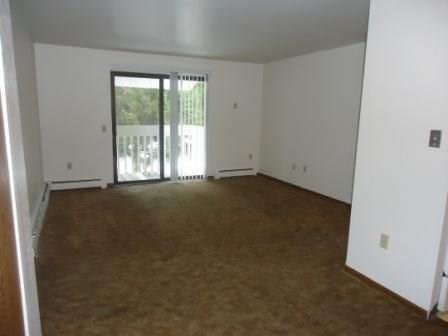 Foto del edificio - 210 W Etherington St