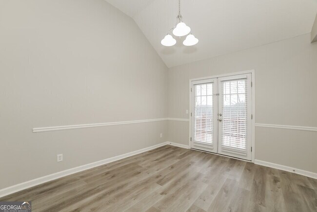 Building Photo - 35 Imperial Dr