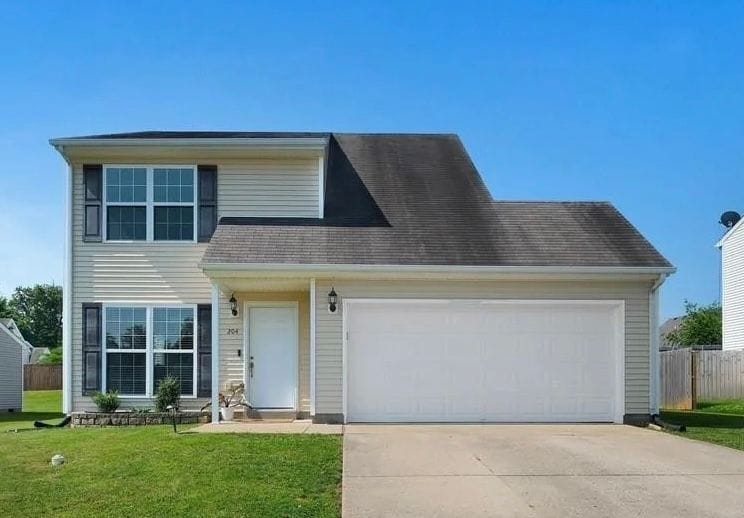 Primary Photo - 204 Greenleaf Dr