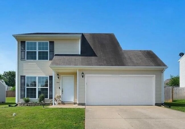 Building Photo - 204 Greenleaf Dr